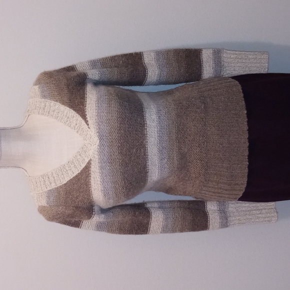 Lucky Brand Sweaters - Lucky Brand sweater 😍